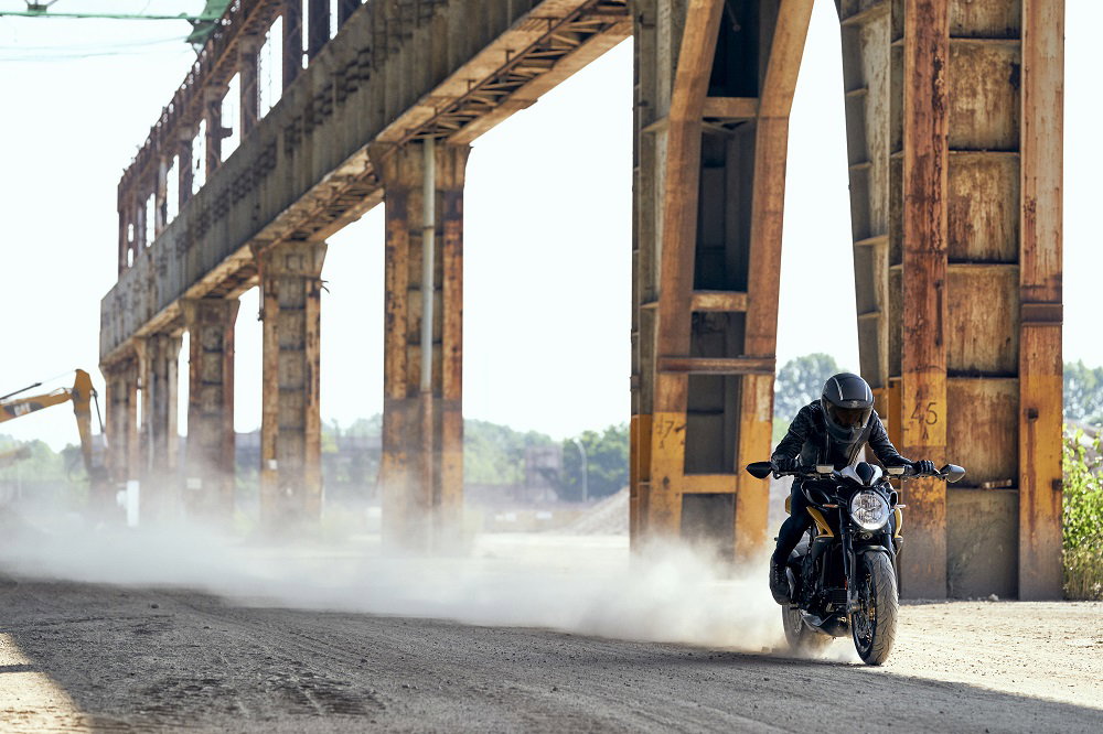 Dragster 800 RR SCS